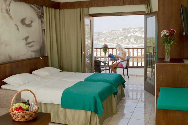 Langley Resort Almirida Bay Екстериор снимка