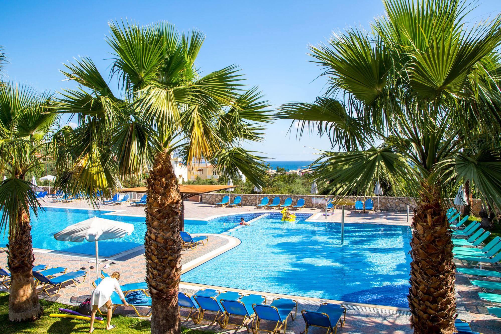 Langley Resort Almirida Bay Екстериор снимка